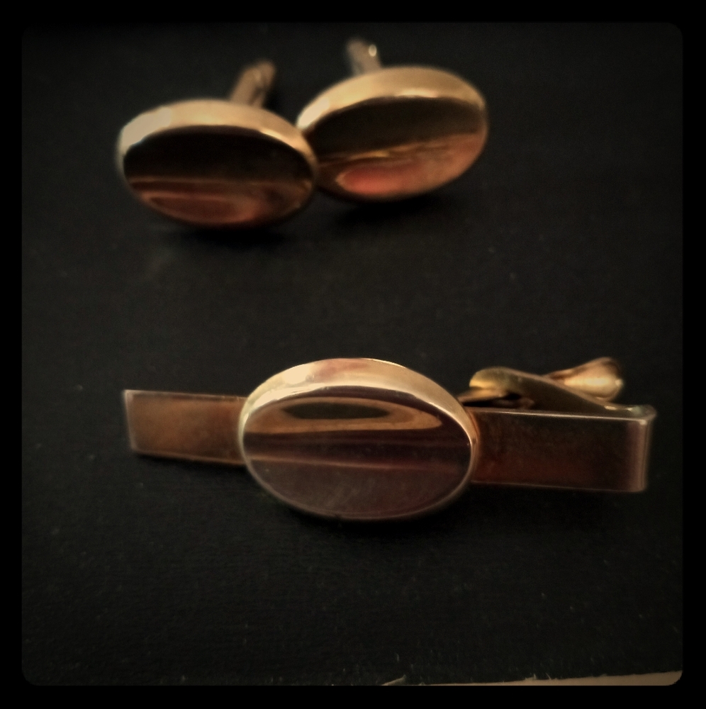 Tie bar/cuff links